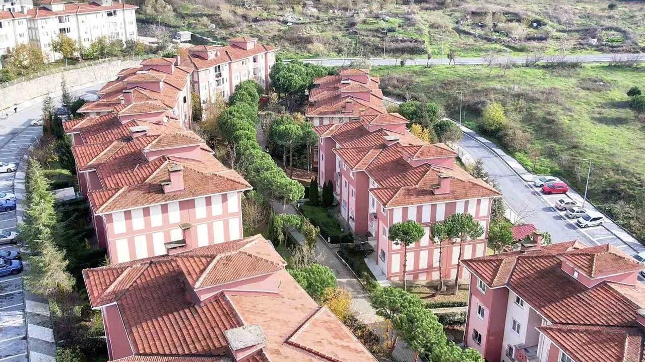 Arnavutköy'de örnek site yönetimi: Taşoluk TOKİ 900 TL aidatla 125 bin metrekareyi yönetiyor