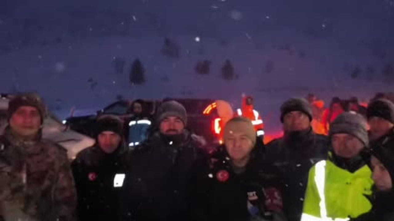 Artvin'de çığ: 1 çoban hayatını kaybetti, 2 çoban kayıp — Arama yarın sabah yeniden başlayacak