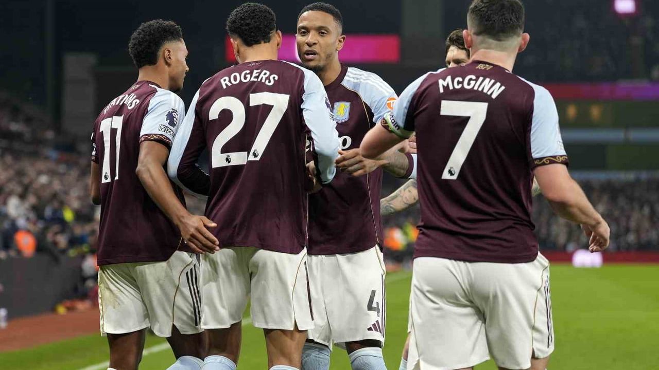 Aston Villa, Manchester United'ı 2-1 Yenerek 7. Galibiyetini Aldı