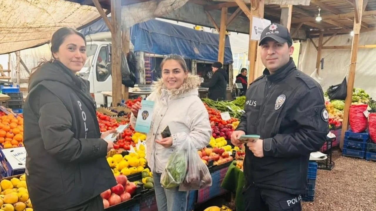 Ayancık’ta Pazar’da Dolandırıcılık Uyarısı