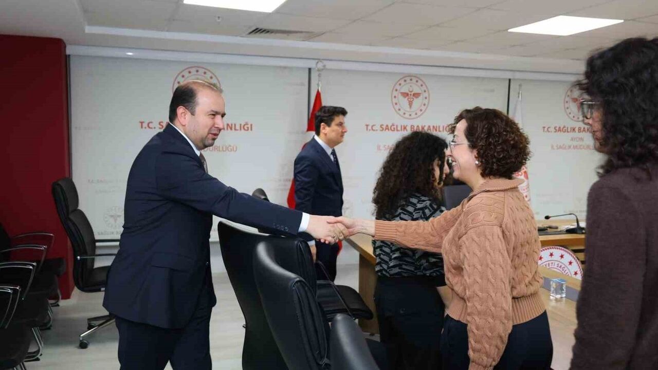 Aydın'da Aile Hekimlerine 3 Aylık 'Tanıdan Tedaviye' Eğitimi Tamamlandı