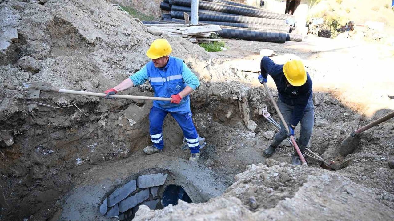 Aydın'da Altyapı Atağı: ASKİ Eş Zamanlı Çalışmaları Sürdürüyor