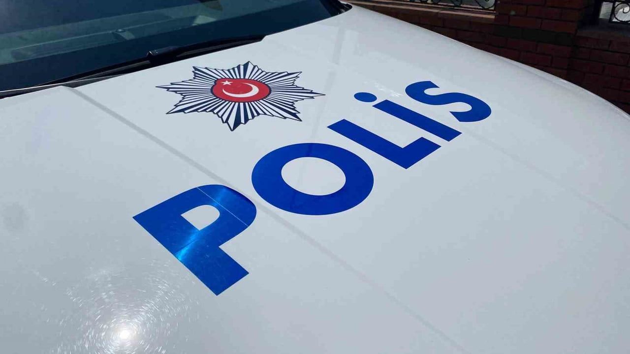 Aydın'da Polis 22-28 Aralık 2025'te 40 bin 995 Kişiyi Sorguladı, 11 Tutuklama