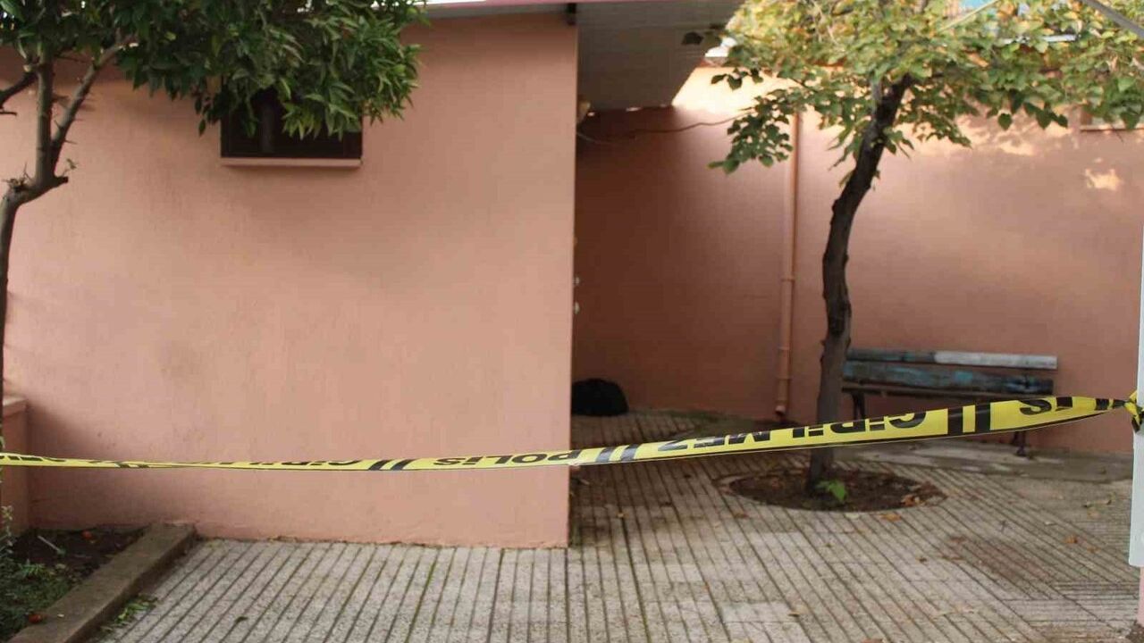 Aydın Efeler'de Konaklı Camii'nde Şüpheli Çanta Paniği