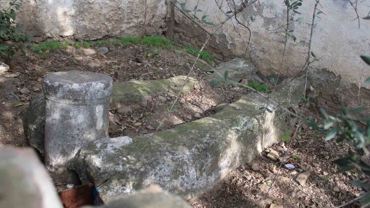 Aydın'ın 'Beybaba'sı Asım Kerimi'nin Mezarı 105 Yıl Sonra Ortaya Çıktı