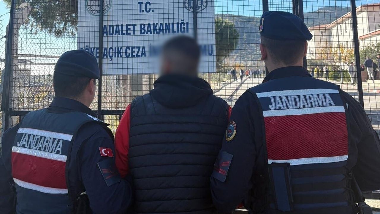 Aydın Jandarma, Kuşadası ve Yenipazar’da Aranan Şahısları Yakaladı