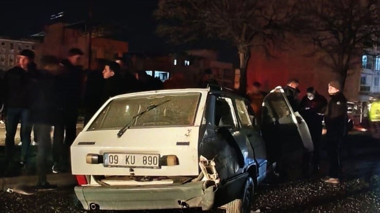 Aydın Köşk'te Yağışta Kaygan Zeminde Araç Yoldan Çıktı: 4 Yaralı