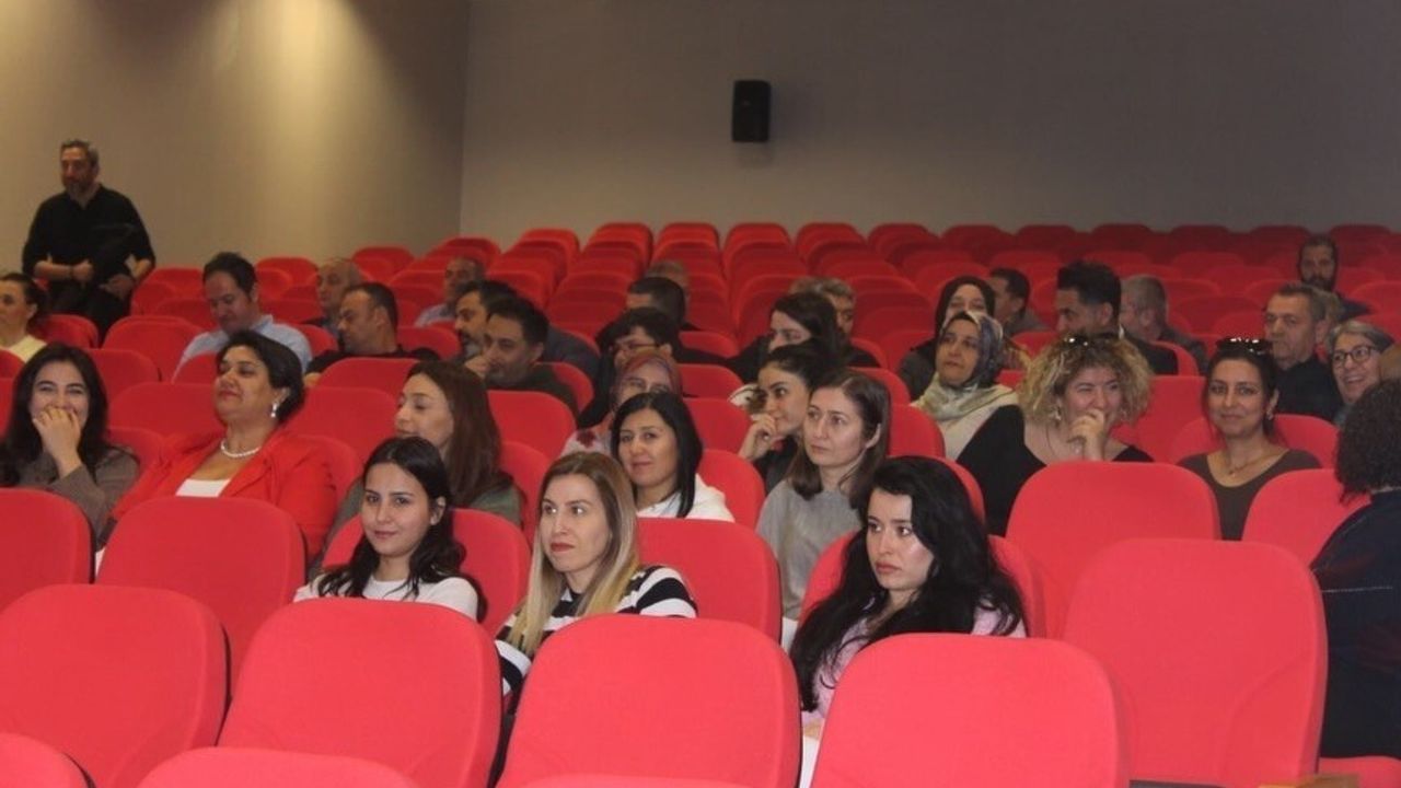 Aydın SGK'da Kadına Yönelik Şiddet Farkındalık Semineri