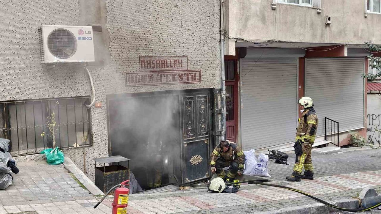Bağcılar'da Tekstil Atölyesinde Korkutan Yangın