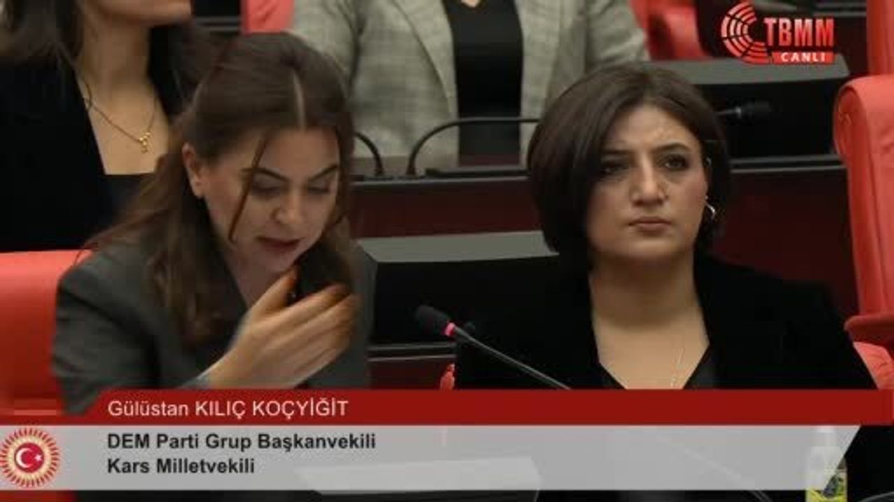 Bakan Kurum’dan Koçyiğit’e 'Şantiye Şefi' Yanıtı: 'Deprem Bölgesinin Şantiye Şefiyim'