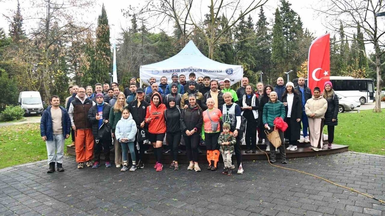Balıkesir Büyükşehir Belediyesi 'Her Adım Bir İz - Değirmen Boğazı Halk Koşusu' Başlattı