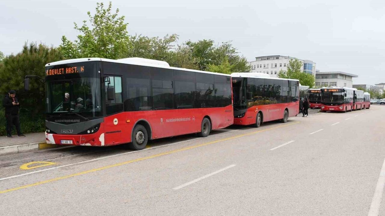 Balıkesir'de 22K Kampüs-Çamlık Hattı ile Öğrencilere Güvenli Ulaşım