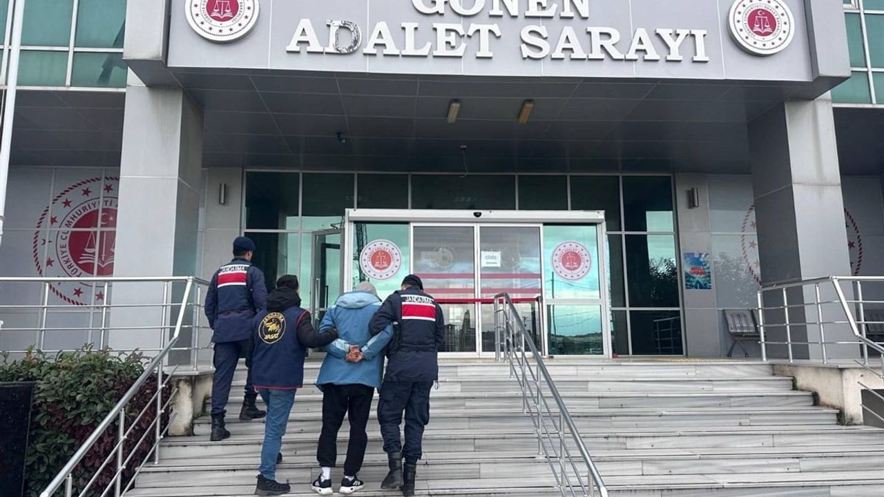 Balıkesir'de Jandarmadan Firari Hükümlüye Suçüstü Operasyon