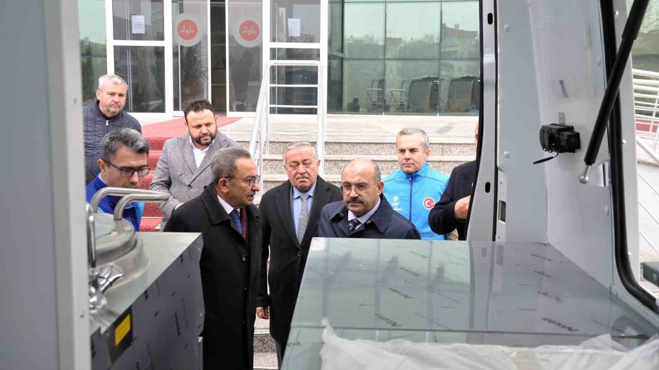 Balıkesir'de Mobil İkram Aracı Hizmete Alındı