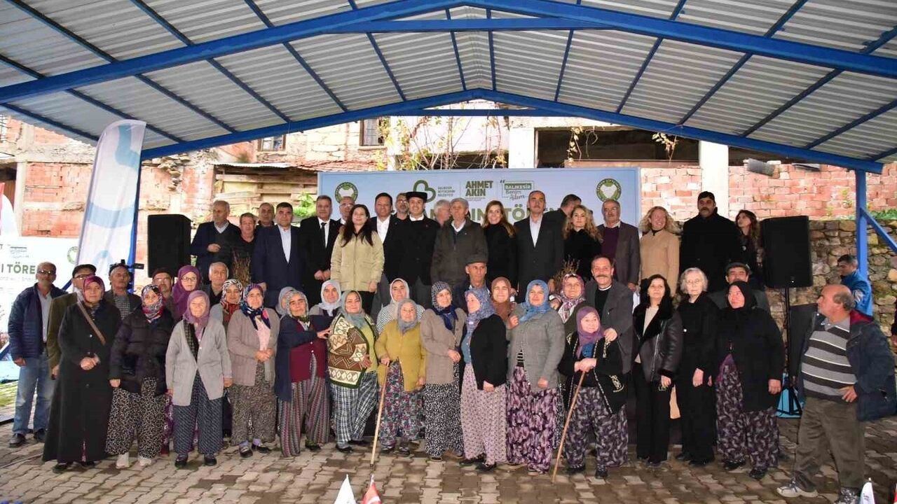 Balıkesir'de Susam Alım Fiyatı 155 TL'ye Yükseldi — Sındırgı'da Üreticiye Destek