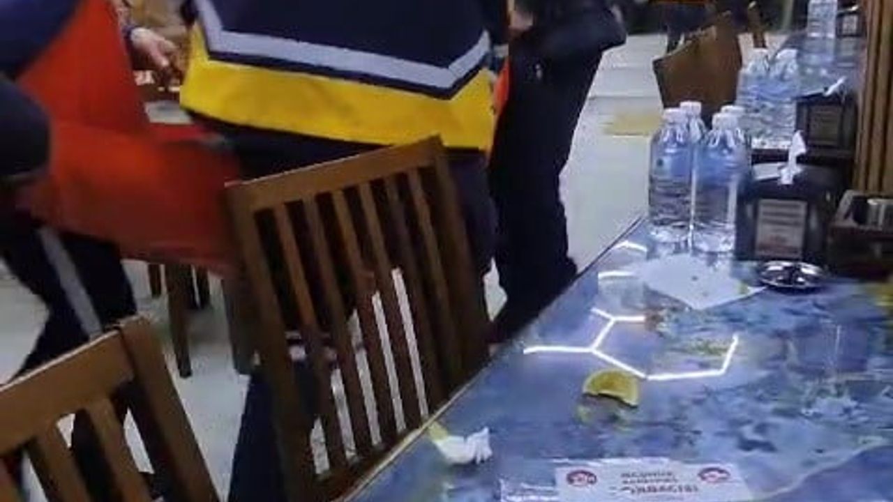 Bandırma'da çorba sırasında fenalaşan vatandaşa ilk yardım hayat kurtardı