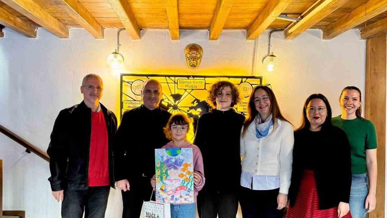 Barışın Renkleri Muğla’dan: Elif Kayra Taşkaya'ya Mayors for Peace Ödülü