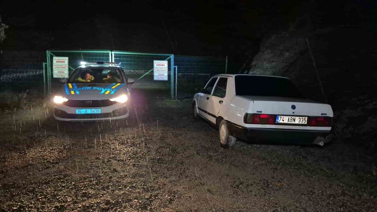 Bartın'da 30 Kilometrelik Kovalamaca: Dur İhtarına Uymayan Sürücü Büyükkızılkum'da Yakalandı