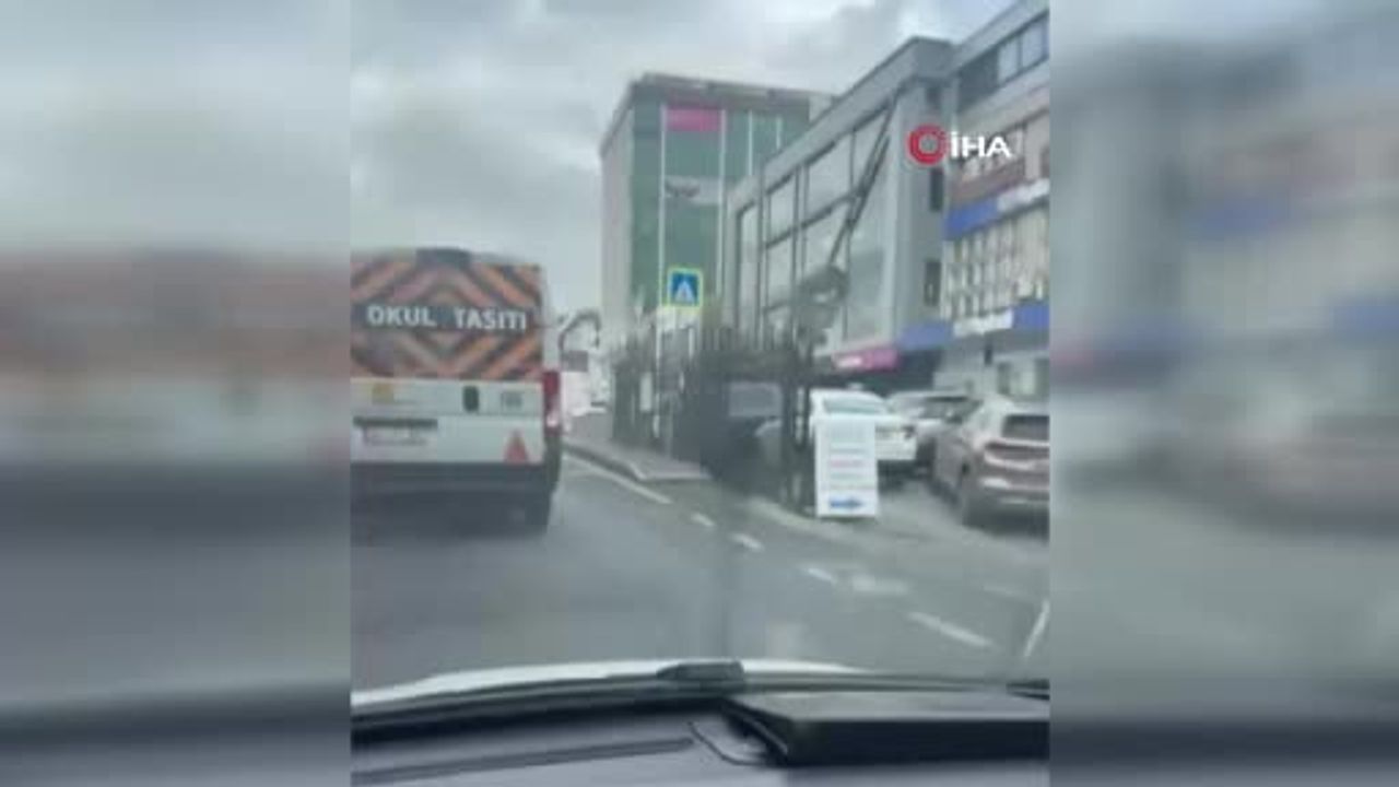 Başakşehir İkitelli'de Banka Çıkışında Silahlı Soygun Girişimi