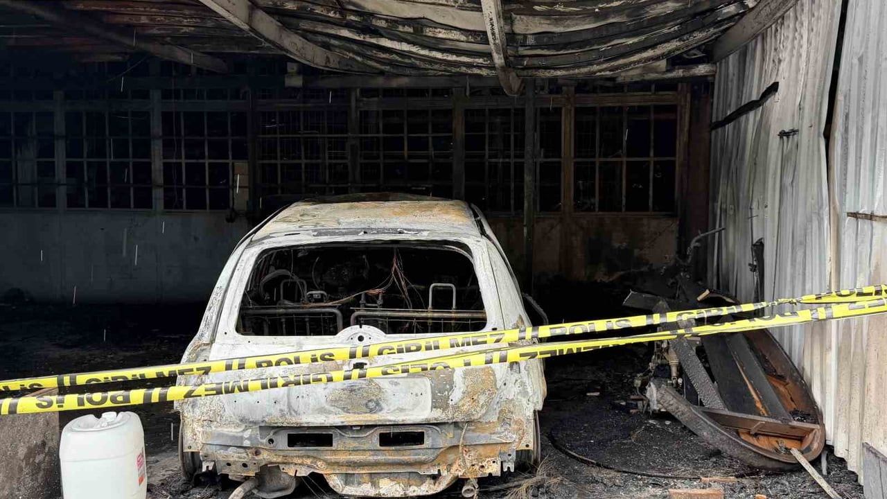 Başakşehir Oto Sanayi Sitesi Yangını: Patlama ve Güvenlik Kamerası Kayıtları