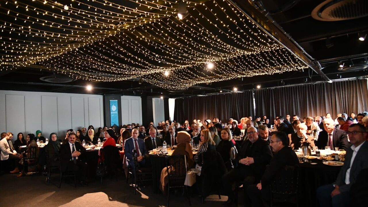 Başiskele'de 'Gönül Bağı' Buluşması: Eğitim Camiası Bir Araya Geldi