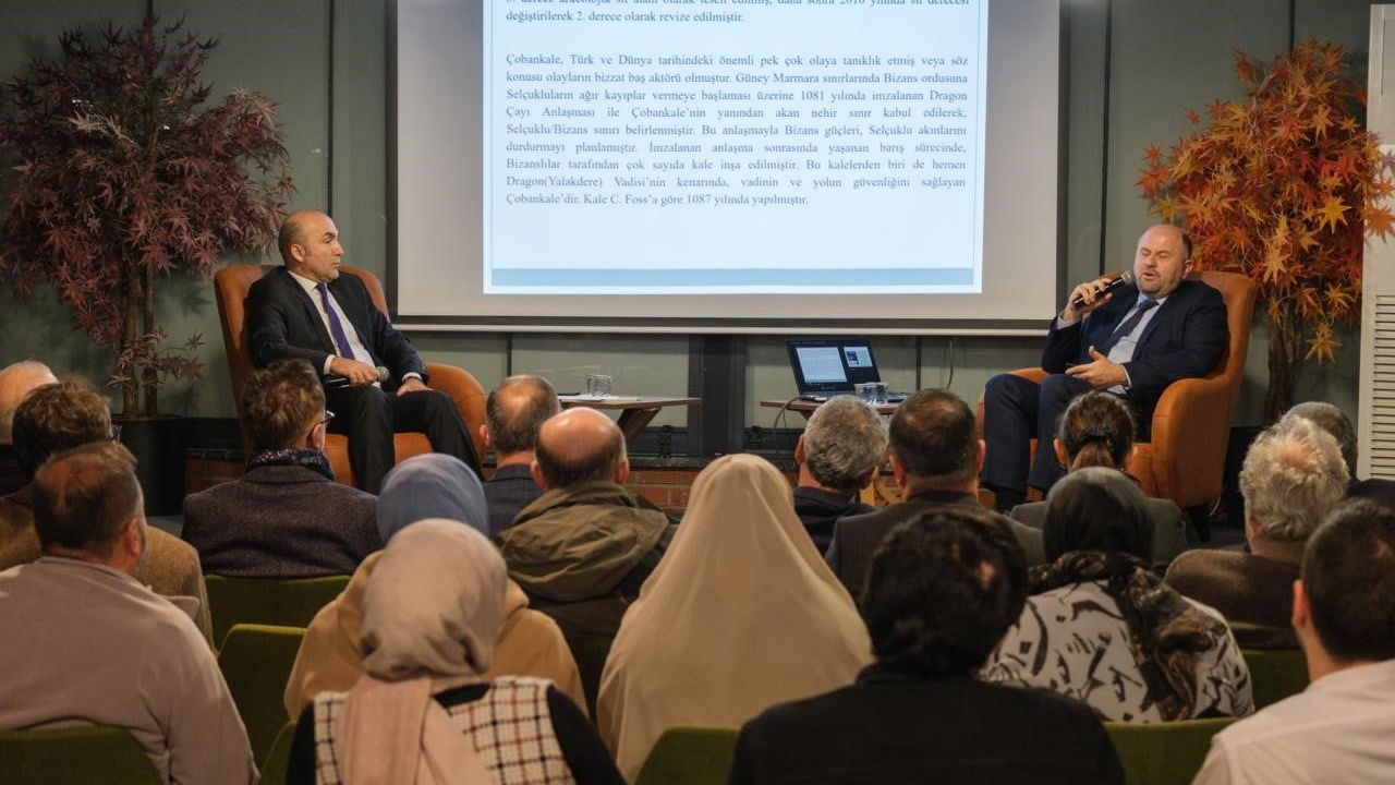 Başiskele’de Kitaphane Söyleşisinde Çobankale Kazıları Anlatıldı