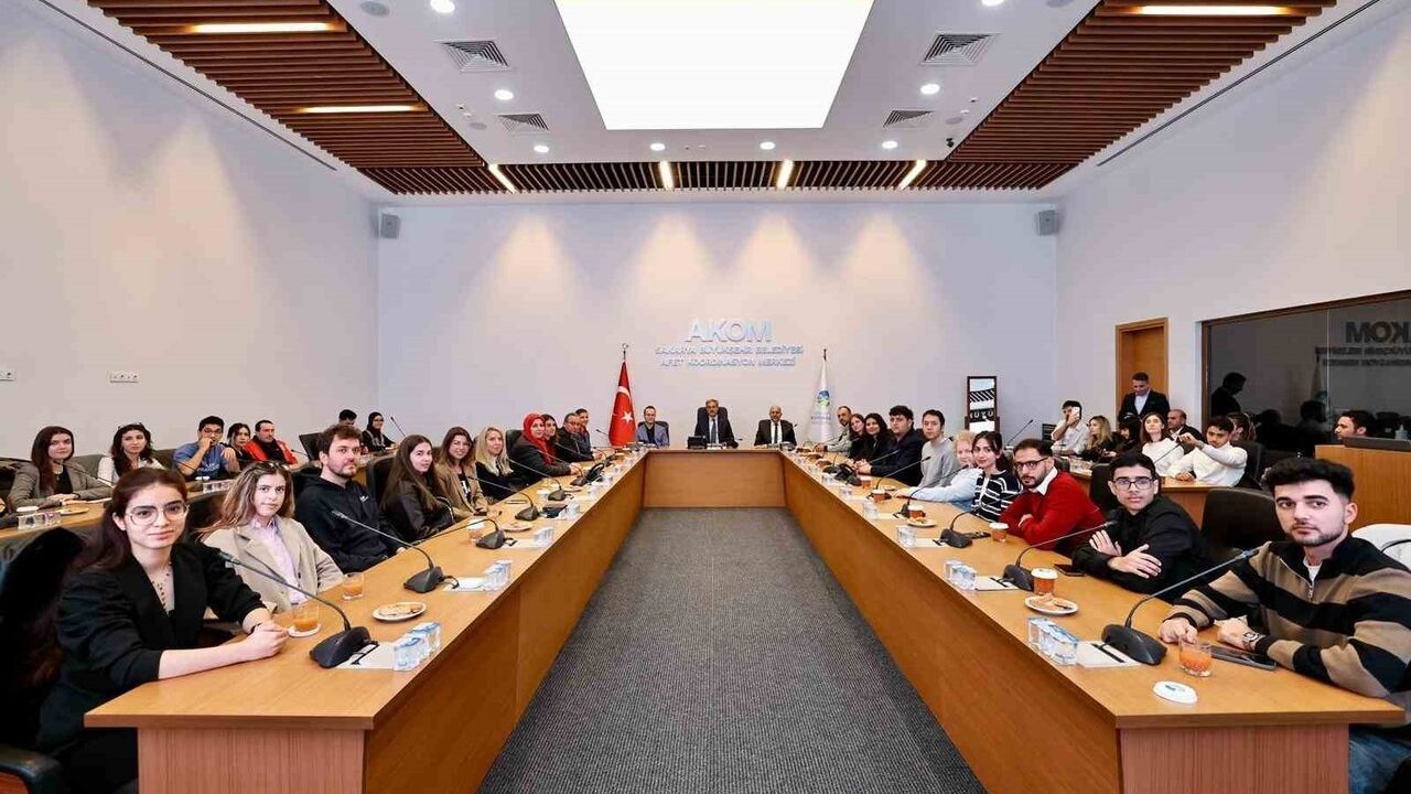 Başkan Alemdar: Sakarya’yı Geleceğin Model Şehirleri Arasına Taşıyacağız — Erasmus+ Katılımcıları Ağırlandı