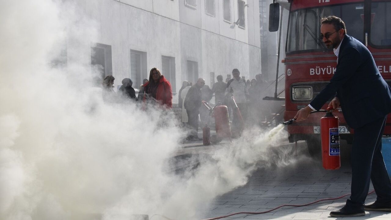 Başkan Çolakbayrakdar: Kocasinan, Afet Eğitimleriyle Farkındalıkta Örnek