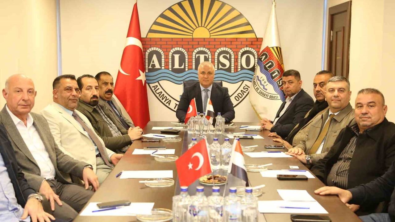 Başkan Erdem'den Wasit Heyetine Alanya'ya Yatırım Daveti