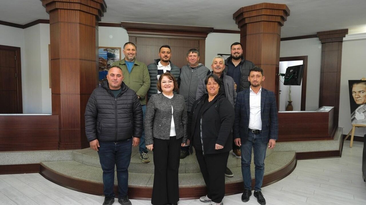 Başkan Gençay, Balat-Akköy-Akyeniköy Pazar Esnafını Ağırladı