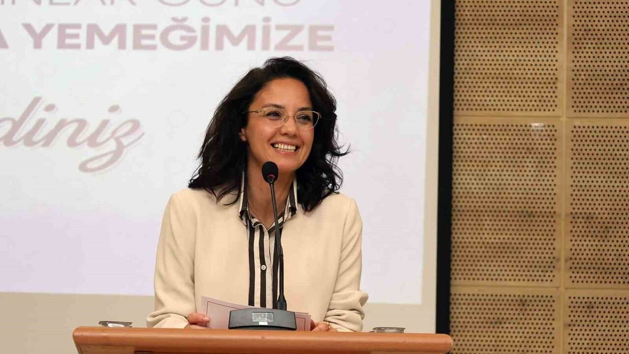 Başkan Köksal Aras: Menteşe’de Doğum İzni 6 Aya Çıkıyor
