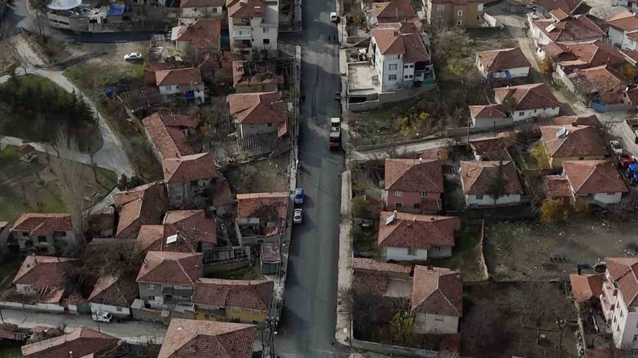 Başkan Muhsin Dere: 2026'da Sungurlu Şahlanacak — 44.725 Ton Sıcak Asfalt