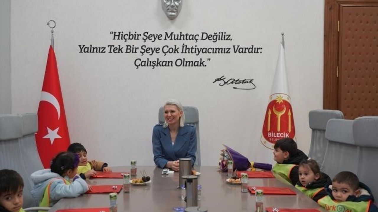 Başkan Subaşı, Özel Türkoğlu Kreşi Öğrencilerini Belediyede Ağırladı