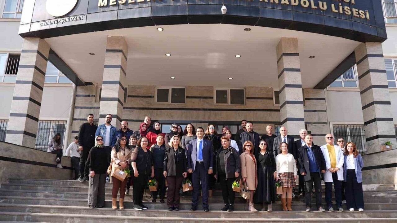 Başkan Umut Yılmaz Şehitkamil Gençleriyle Buluştu