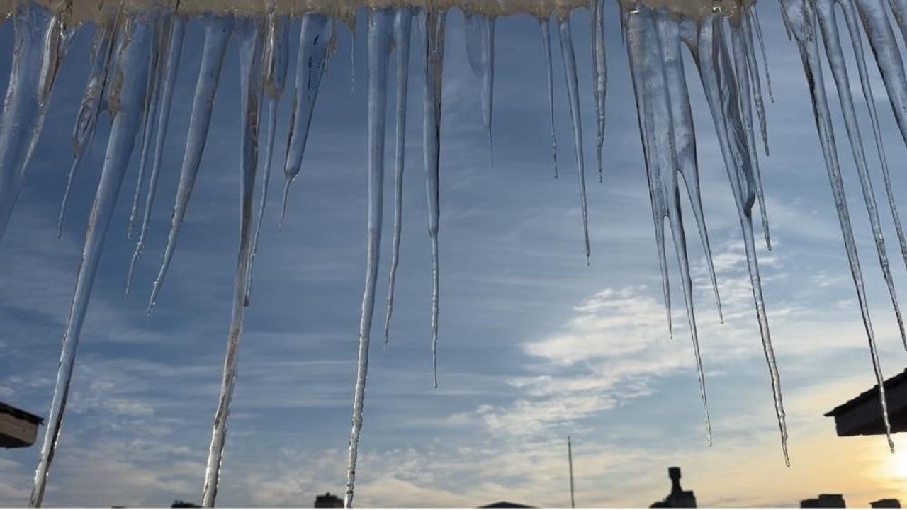 Batıdan Doğuya Dondurucu Soğuklar Türkiye'yi Vurdu