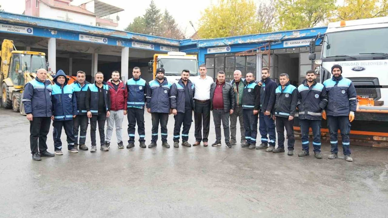 Battalgazi Belediyesi karla mücadelede 24 saat teyakkuzda