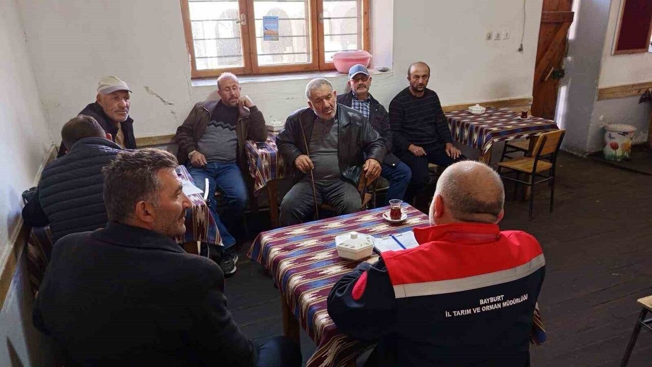 Bayburt’ta 'Köylerde Buluşuyoruz' Projesi: 79 Köyde Çiftçi Ziyaretleri