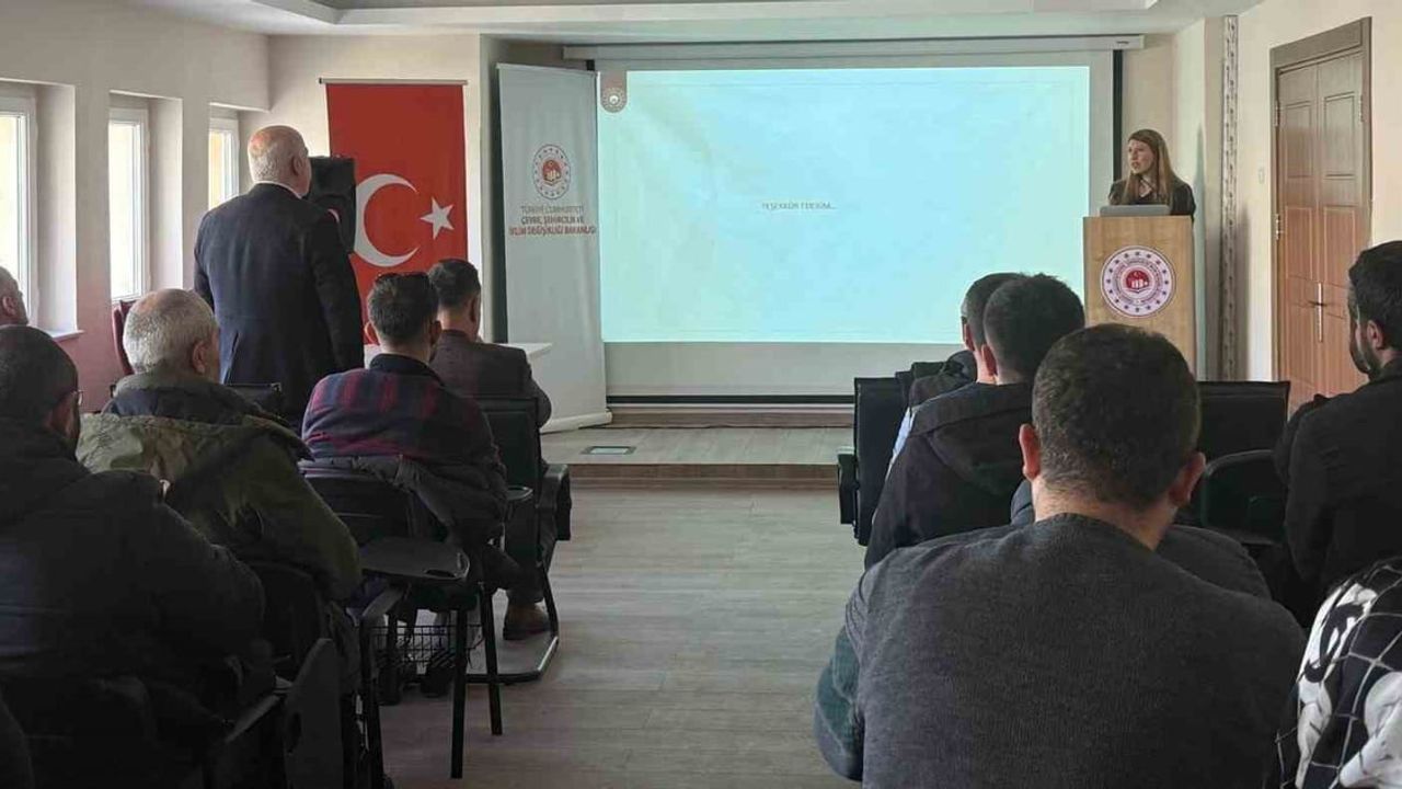 Bayburt'ta Teknik Personele 'Afetler Sonrası Hasar Tespiti' Eğitimi