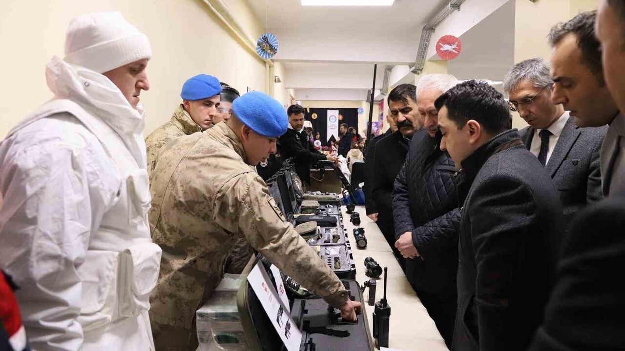 Bayburt'ta Yerli ve Milli Ürünler Sergisi: Şehit Nevzat Kaya İlkokulu'nda Tanıtım