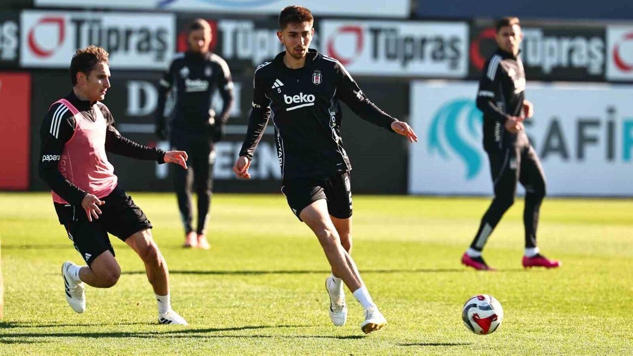 Beşiktaş, Çaykur Rizespor Maçı Öncesi Taktik ve Kondisyon Çalıştı