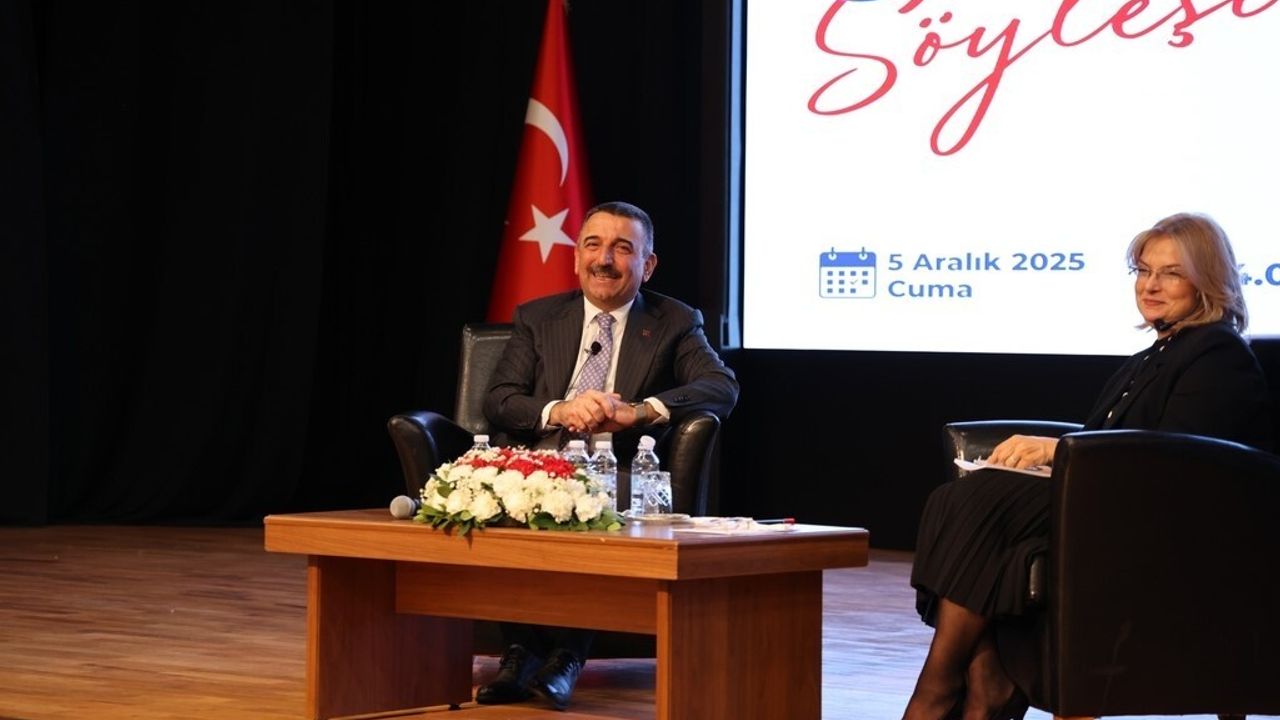 BEUN'de 'Bir Şehir, Bir Üniversite, Birlikte Gelecek' — Vali Osman Hacıbektaşoğlu Gençlerle Buluştu