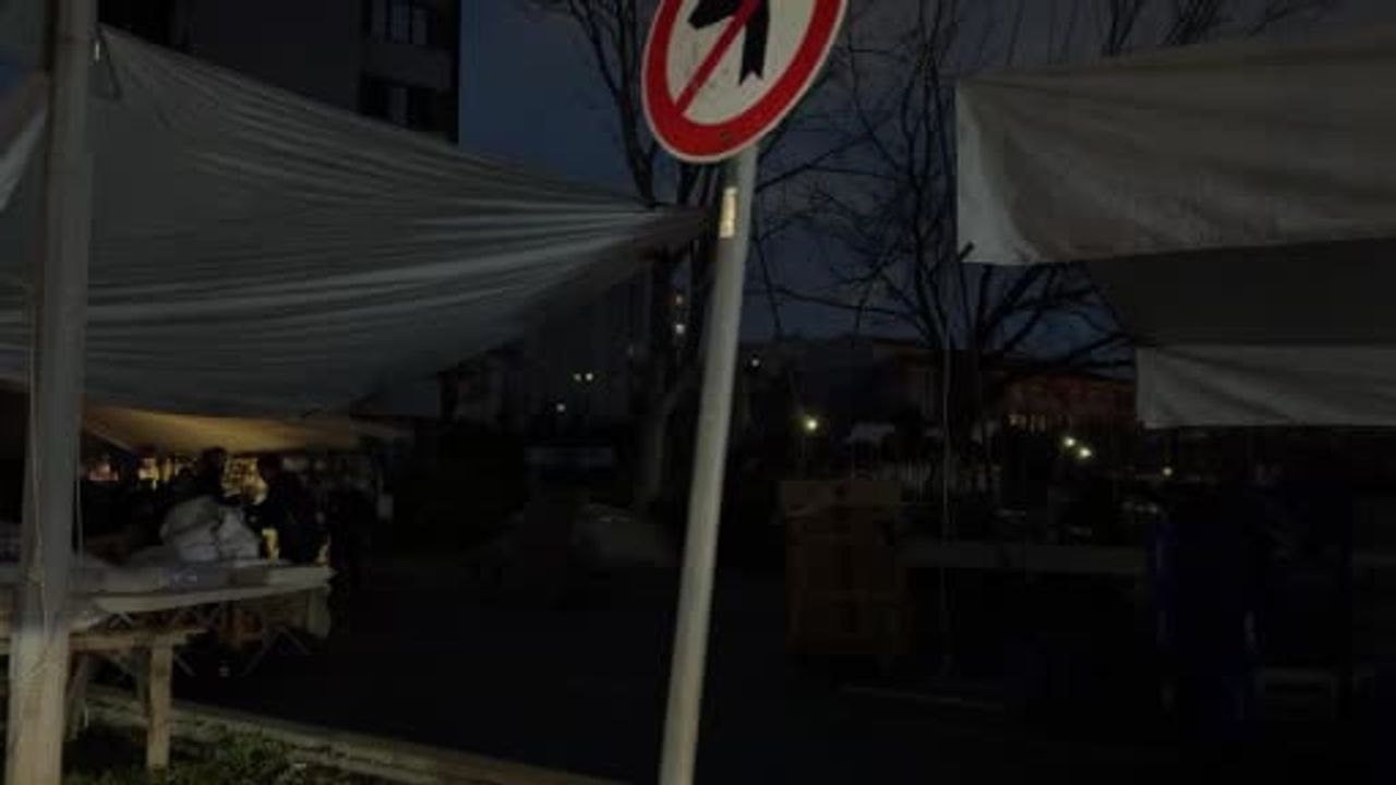 Beylikdüzü ve Avcılar’da Sokak Aydınlatmaları Günlerdir Arızalı — Boğaziçi Elektrik Yetişemiyor