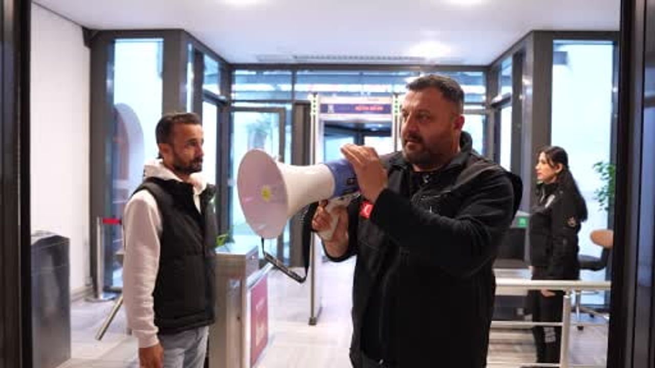 Beyoğlu'nda 6. Daire'de Deprem Tatbikatı Başarıyla Gerçekleşti