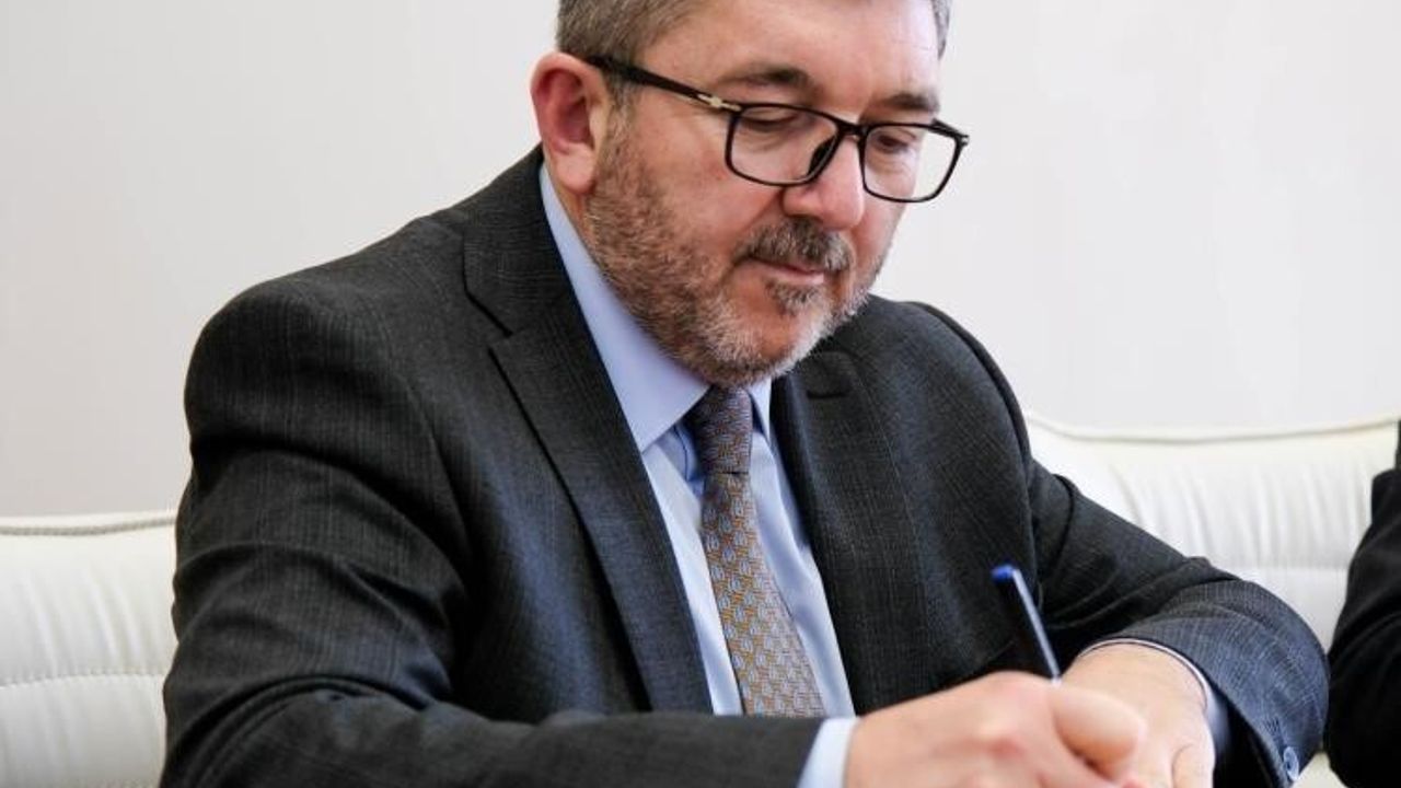 Bilecik Şeyh Edebali Üniversitesi ile Private International Balkan Üniversitesi İş Birliği Protokolü İmzalandı