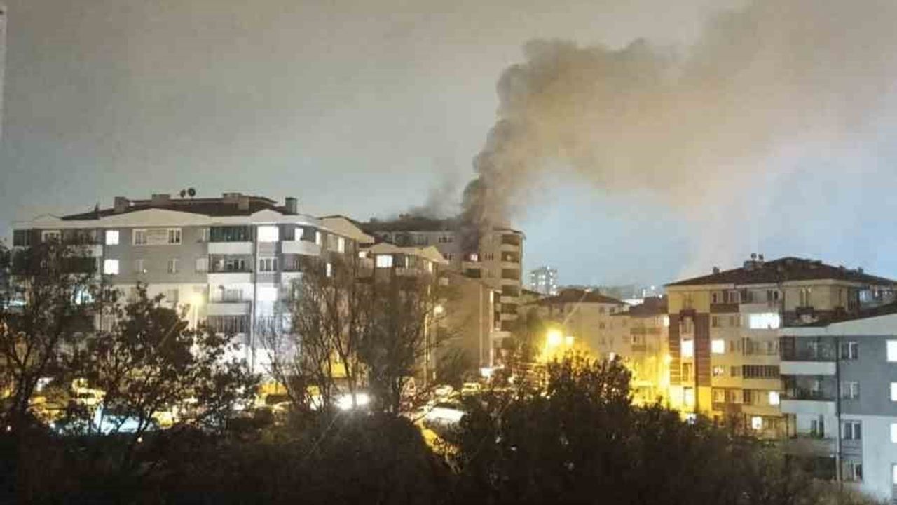 Bilecik'te 6. Katta Yangın: İtfaiye Müdahalesi Sürüyor