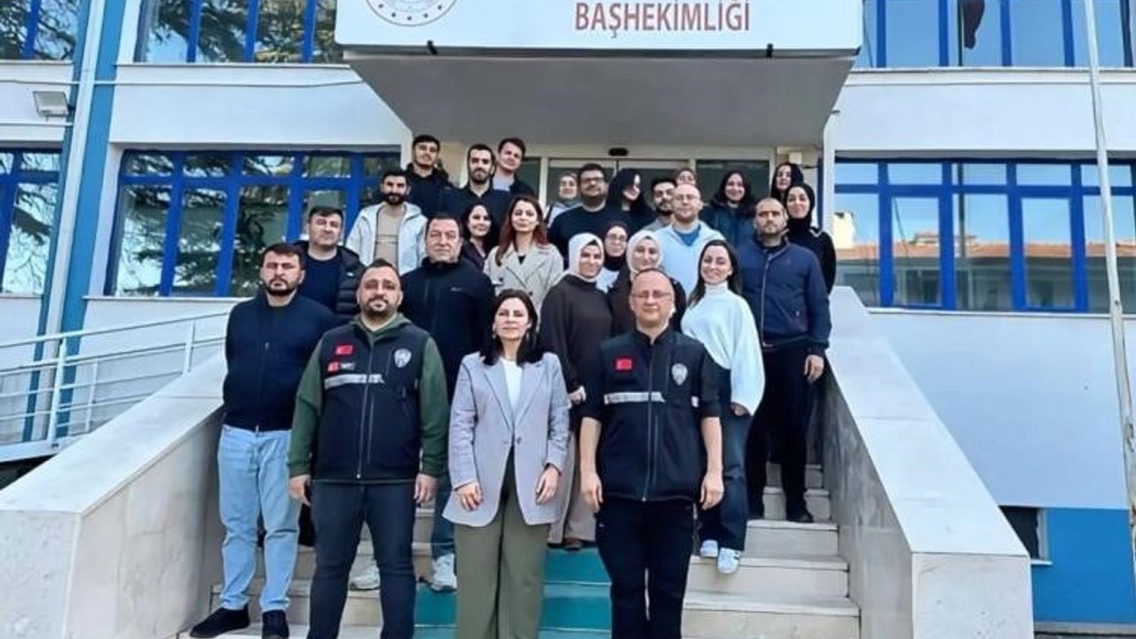 Bilecik'te Sağlık Personeline Adli Vakalar ve Delil Eğitimi