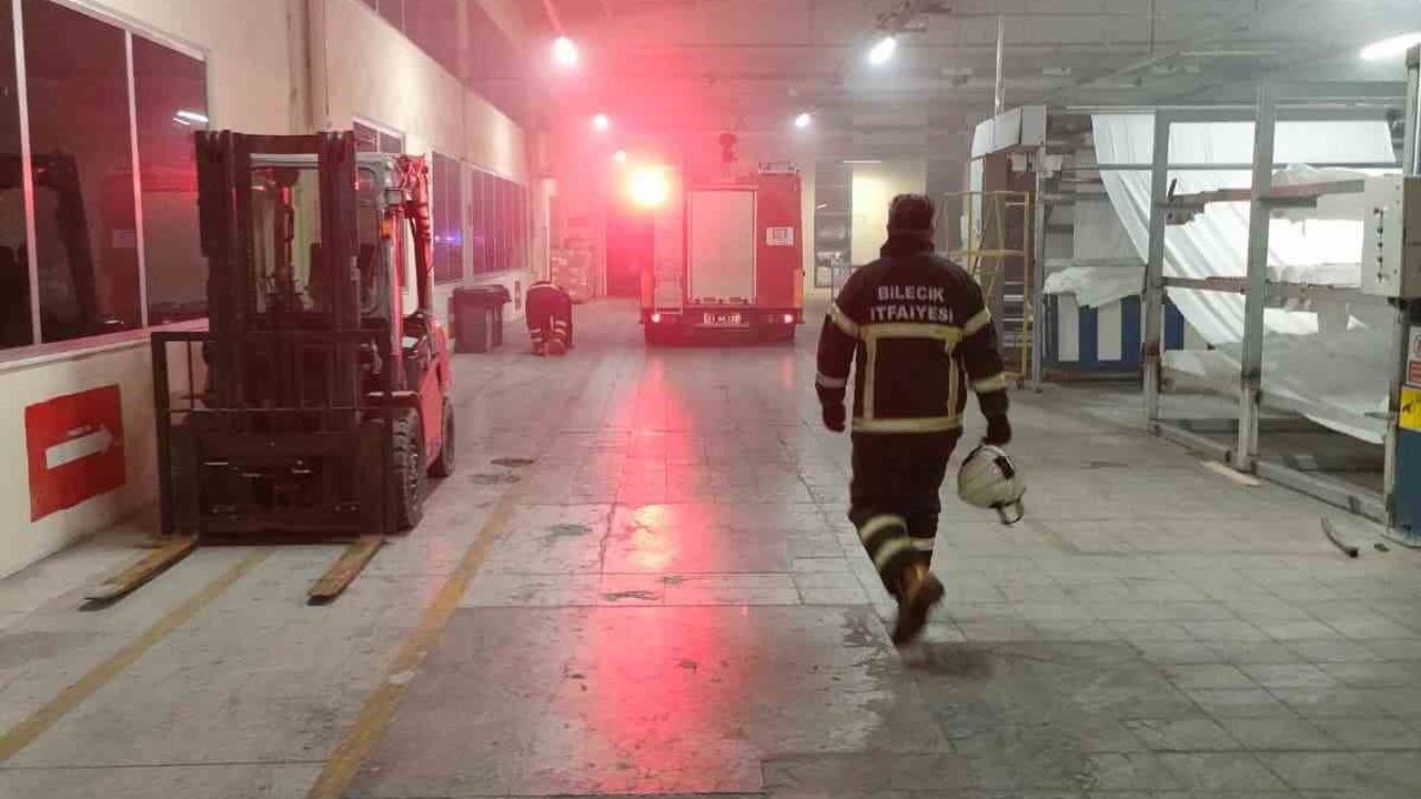Bilecik'te Tekstil Fabrikasında Baca Yangını: 3 İşçi Hastanelik