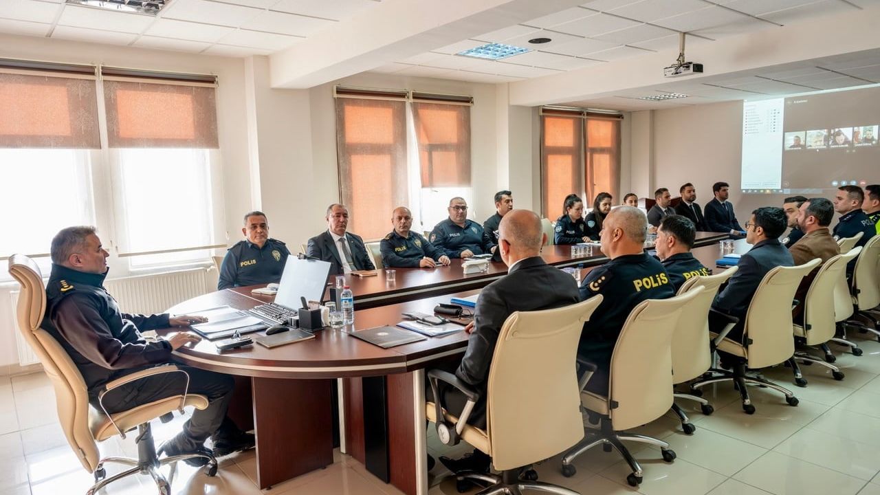 Bilecik'te Yılbaşı İçin Emniyette Güvenlik Masası Kuruldu