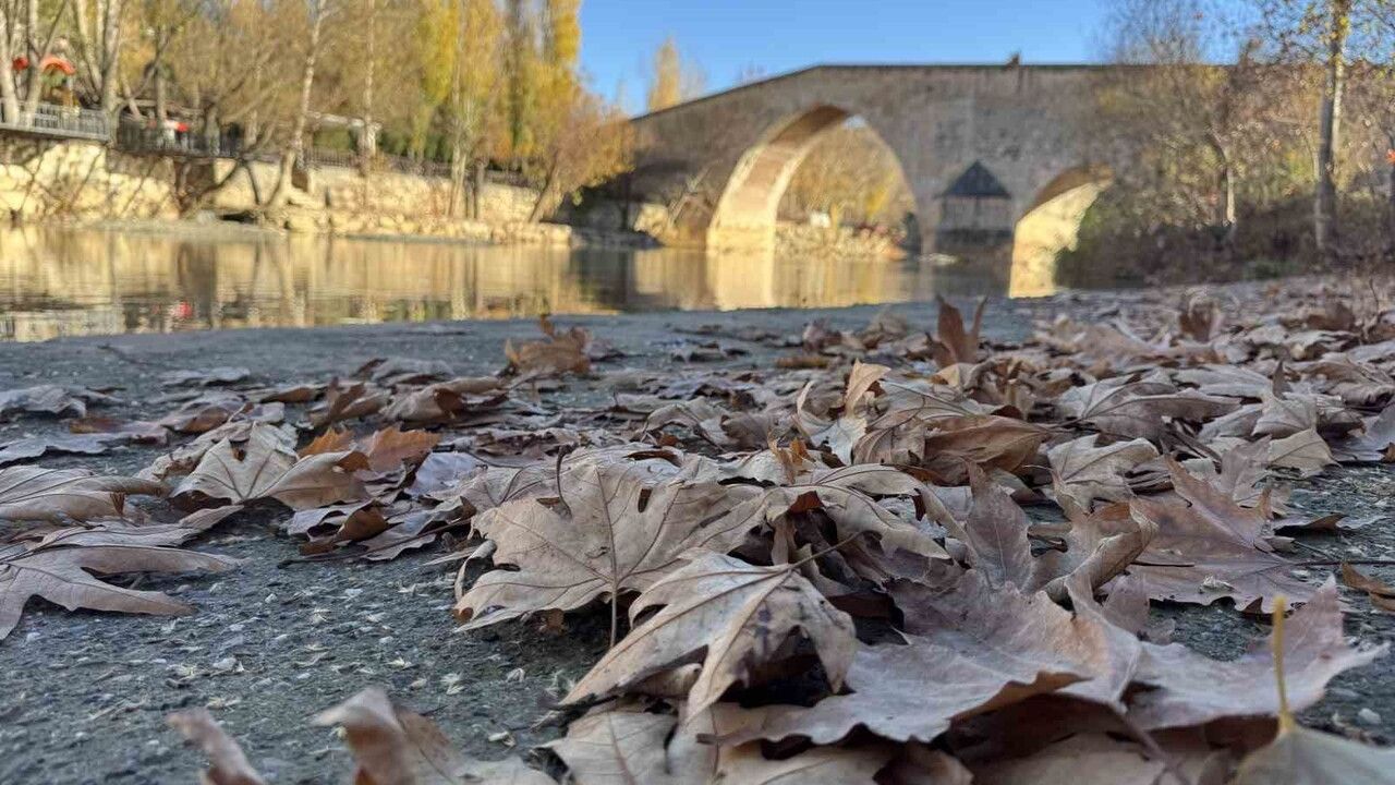 Bin Yıllık Haburman Köprüsü, Diyarbakır'da Kışın Kartpostallık Görüntüler
