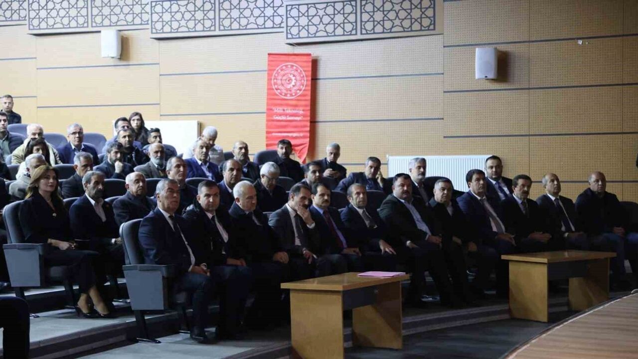 Bingöl Valisi Usta: 'Deprem değil, bina öldürür' — Depreme Hazırlık Eğitimi